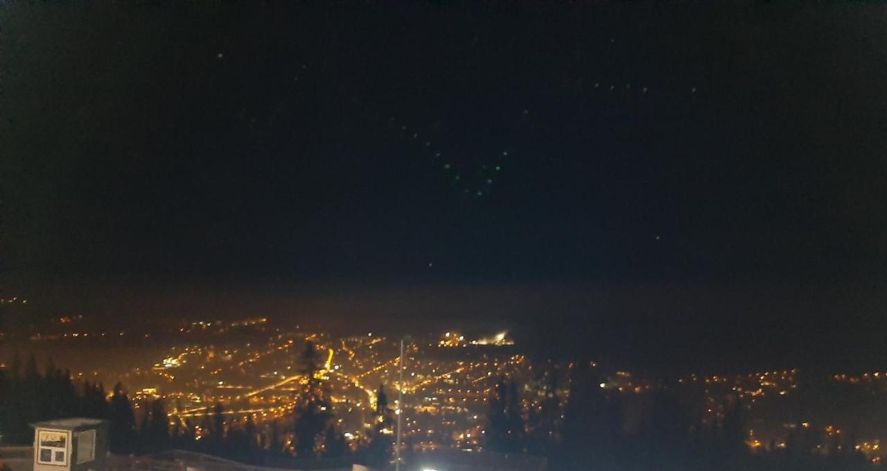 Pokoje U Mrugaly Czerwienne Bagian luar foto
