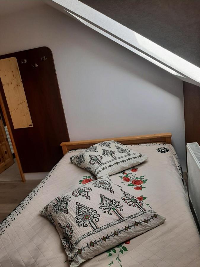 Pokoje U Mrugaly Czerwienne Ruang foto