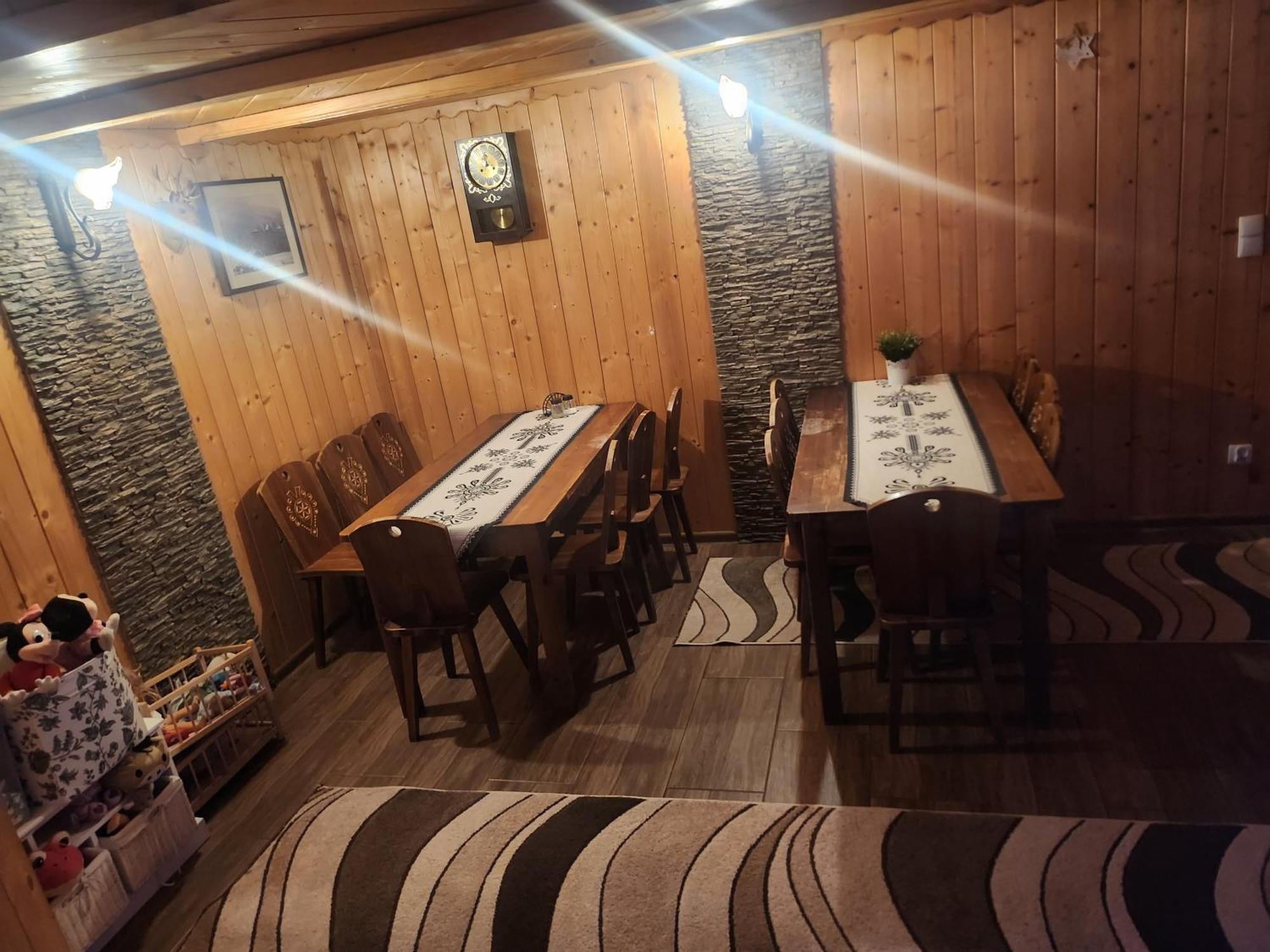 Pokoje U Mrugaly Czerwienne Bagian luar foto
